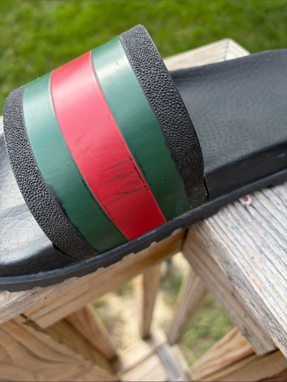 Gucci Black Slide Sandals with Green and Red Stripe size 5 boys.
